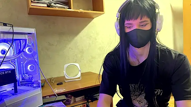 Akim exe UwU femboy online show from February 1, 2026, 6:39 pm