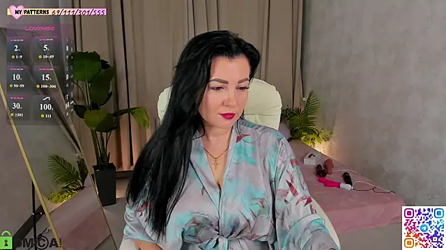 Monika Martinezz online show from August 5, 2026, 4:06 am
