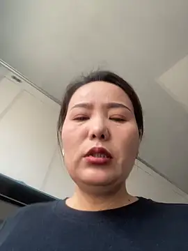 Snapshot of Youyou_12 chatting on March 22, 2026, 2:26 am Youyou 12 online show from March 22, 2026, 2:26 am