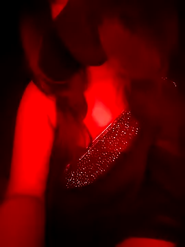 Snapshot of DreamGirlLive chatting on April 9, 2026, 6:03 pm DreamGirlLive online show from April 9, 2026, 6:03 pm