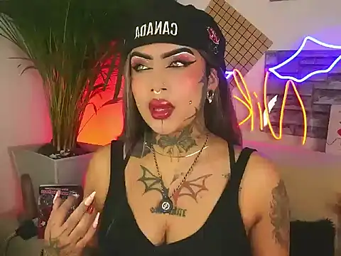 Niki adams001 online show from February 3, 2026, 11:21 pm