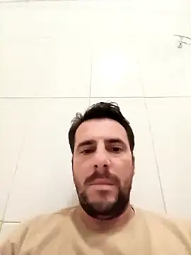 NatanCasad0 online show from February 9, 2026, 6:39 pm