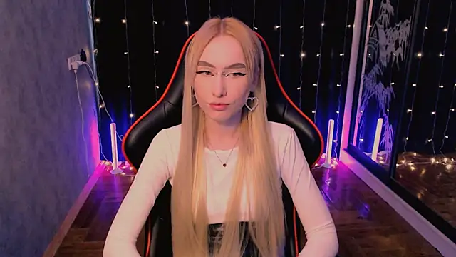 Snapshot of crybambi chatting on March 8, 2026, 8:06 am crybambi online show from March 8, 2026, 8:06 am