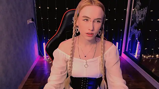 Snapshot of crybambi chatting on March 19, 2026, 6:57 am crybambi online show from March 19, 2026, 6:57 am