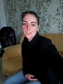 laparejaideal08 online show from March 20, 2026, 5:03 pm