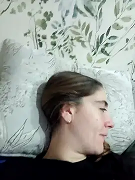 laparejaideal08 online show from February 7, 2026, 1:02 am