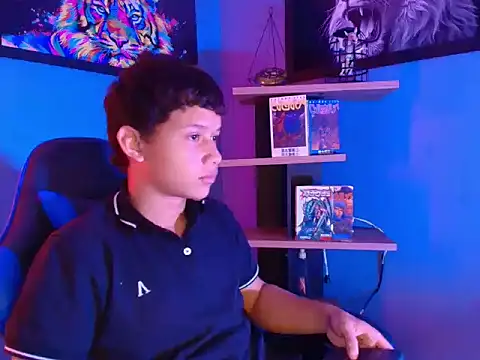 AlexDuMontt online show from February 13, 2026, 3:28 am