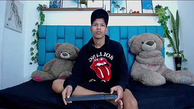 Stephen Angel online show from February 5, 2026, 5:31 pm