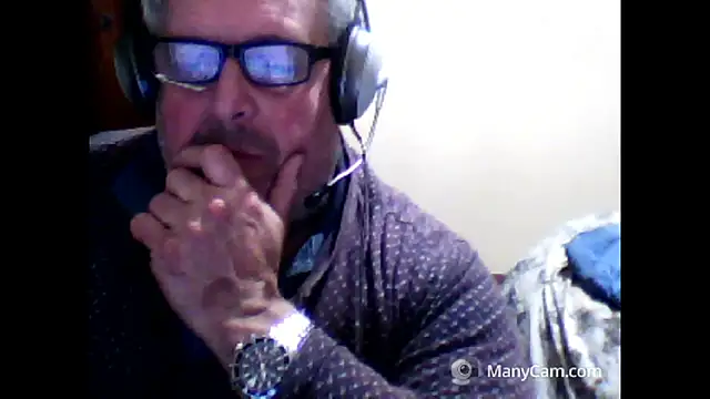 swichcassanesi online show from February 18, 2026, 9:22 pm