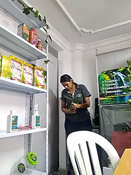 Tatianna Loove  online show from March 13, 2026, 3:06 pm