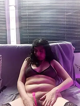 Eva Err online show from May 5, 2026, 8:56 pm