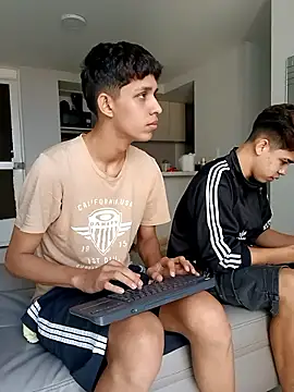 Jeunes Grossieres online show from February 5, 2026, 7:32 pm