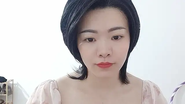 Nikishine online show from April 12, 2026, 1:31 am