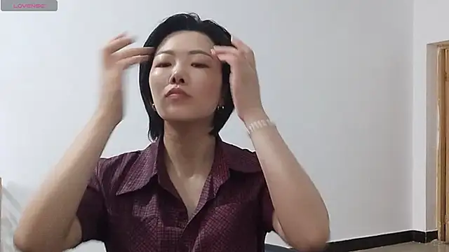Nikishine online show from June 27, 2026, 3:34 am