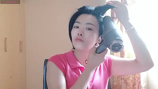Nikishine online show from June 19, 2026, 3:12 am