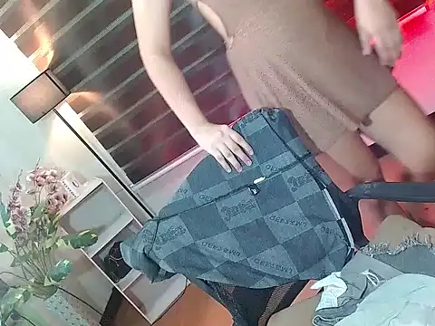 Snapshot of cindysweetcandy chatting on March 17, 2026, 2:36 am cindysweetcandy online show from March 17, 2026, 2:36 am