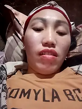 Snapshot of hot-luna- chatting on March 7, 2026, 12:21 pm hot-luna- online show from March 7, 2026, 12:21 pm