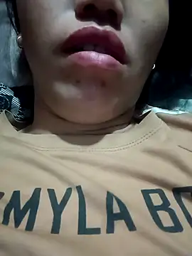 Snapshot of hot-luna- chatting on March 5, 2026, 12:24 pm hot-luna- online show from March 5, 2026, 12:24 pm