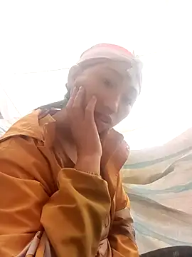 Snapshot of hot-luna- chatting on February 11, 2026, 10:15 am hot-luna- online show from February 11, 2026, 10:15 am