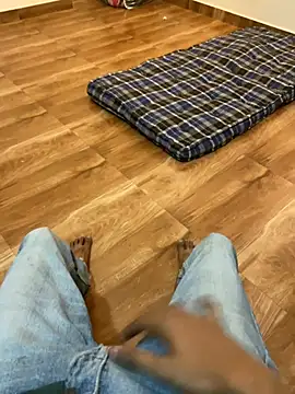 Indian-gentleman teen online show from April 23, 2026, 12:51 pm