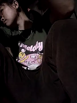 Snapshot of Bella-222 chatting on March 12, 2026, 12:09 pm Bella-222 online show from March 12, 2026, 12:09 pm