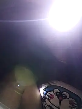 Snapshot of Bella-222 chatting on March 6, 2026, 9:10 pm Bella-222 online show from March 6, 2026, 9:10 pm