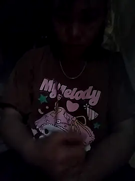 Snapshot of Bella-222 chatting on March 16, 2026, 4:20 am Bella-222 online show from March 16, 2026, 4:20 am