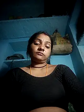 Hotty raghni online show from March 1, 2026, 3:12 pm