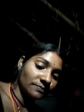 Hotty raghni online show from March 8, 2026, 3:26 pm