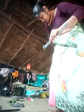 Hotty raghni online show from February 3, 2026, 7:57 am