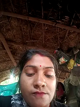 Hotty raghni online show from February 28, 2026, 2:33 am