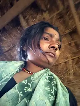 Hotty raghni online show from March 21, 2026, 8:19 am