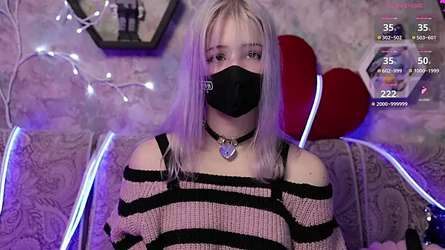 Snapshot of Yunakiss chatting on March 16, 2026, 9:17 pm Yunakiss online show from March 16, 2026, 9:17 pm