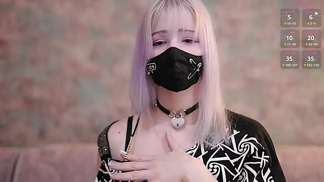 Snapshot of Yunakiss chatting on March 4, 2026, 9:22 pm Yunakiss online show from March 4, 2026, 9:22 pm