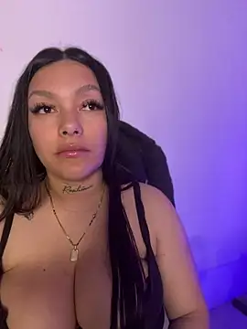 Miia  Taylor online show from June 28, 2026, 4:30 am