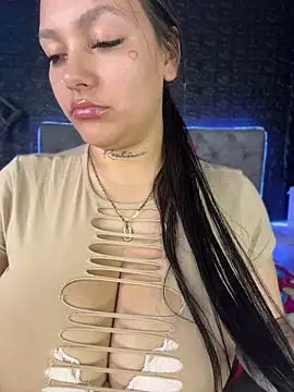 Miia  Taylor online show from July 13, 2026, 3:17 am