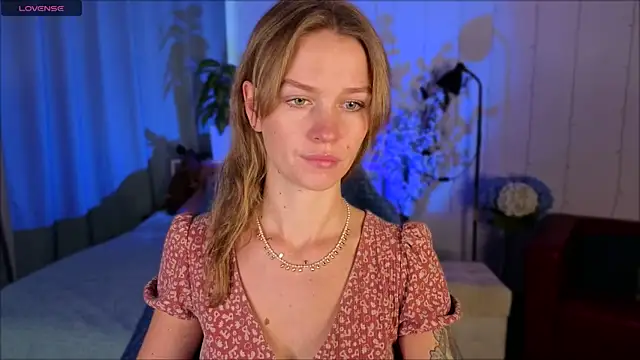 Crystal Kris online show from February 20, 2026, 1:24 pm