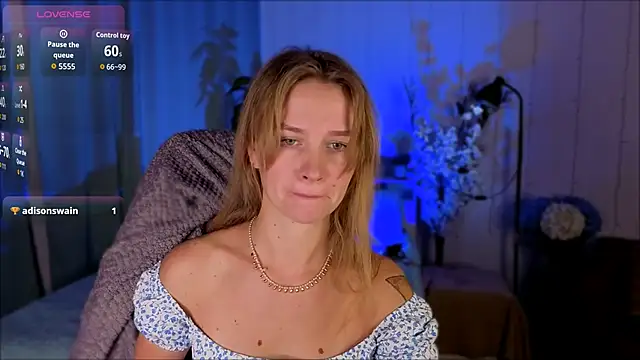 Crystal Kris online show from February 19, 2026, 5:26 am