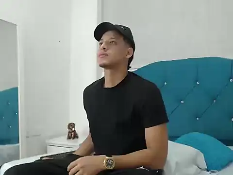 Snapshot of Noah_Blackk chatting on March 12, 2026, 1:37 pm Noah Blackk online show from March 12, 2026, 1:37 pm