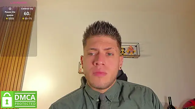 SebastianMaximoff  online show from May 6, 2026, 8:02 pm