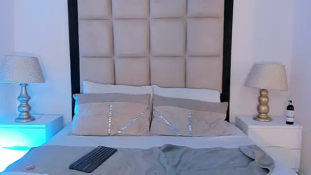 SussyFox online show from March 6, 2026, 7:53 pm