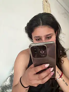 Snapshot of madison90 chatting on March 11, 2026, 7:52 pm madison90 online show from March 11, 2026, 7:52 pm