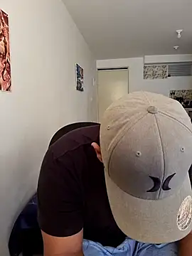 KLEYTON33 online show from March 20, 2026, 5:25 pm