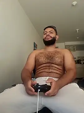 KLEYTON33 online show from March 4, 2026, 9:44 pm