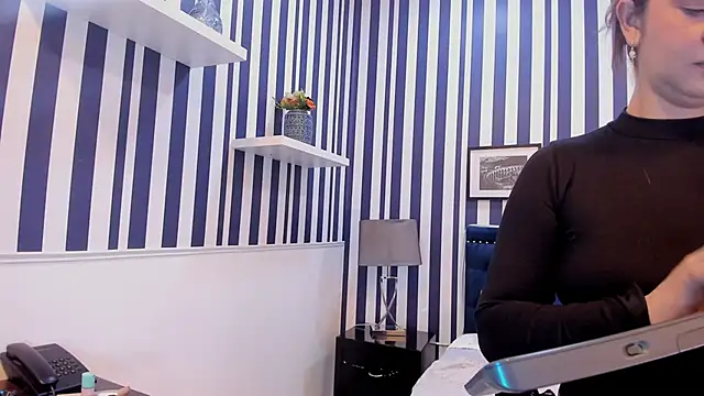 TherezaLarson online show from June 10, 2026, 11:55 am