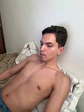 Heliox noir online show from February 4, 2026, 9:43 pm