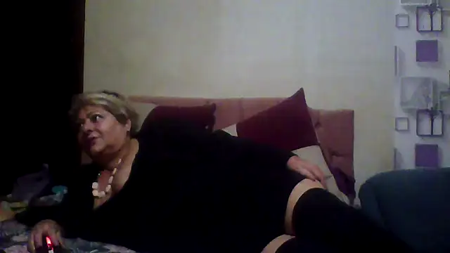 Snapshot of bialoba7 chatting on June 8, 2026, 2:17 pm bialoba7 online show from June 8, 2026, 2:17 pm