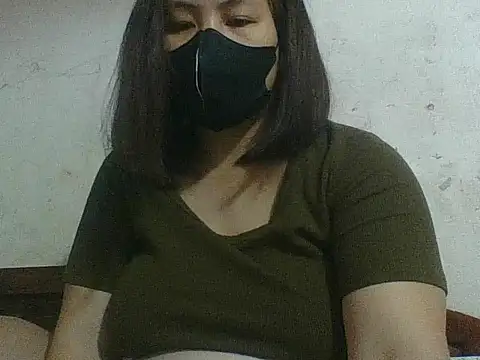 TinaLei online show from March 6, 2026, 1:00 am