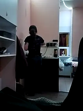 Snapshot of RoliNika22 chatting on March 4, 2026, 7:43 pm RoliNika22 online show from March 4, 2026, 7:43 pm