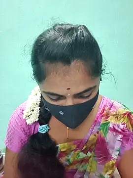 Tamil Hot Shana online show from May 7, 2026, 4:10 pm